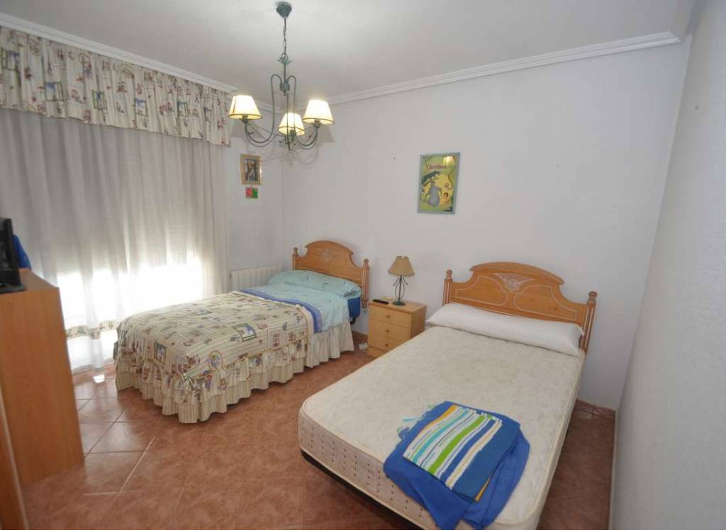 Resale - Town House - Pinoso - Urban location