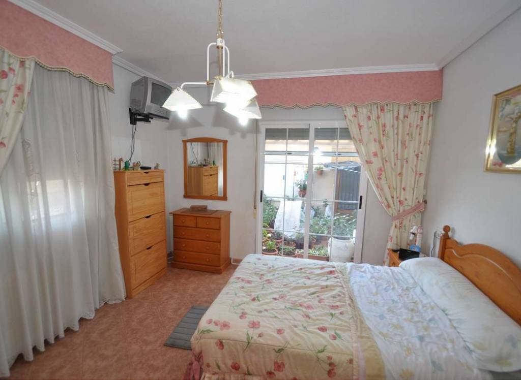 Resale - Town House - Pinoso - Urban location
