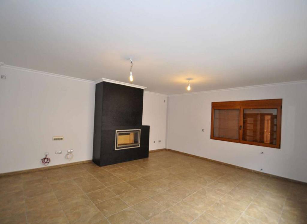 Resale - Town House - Pinoso - Urban location