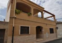 Resale - Town House - Pinoso - Urban location