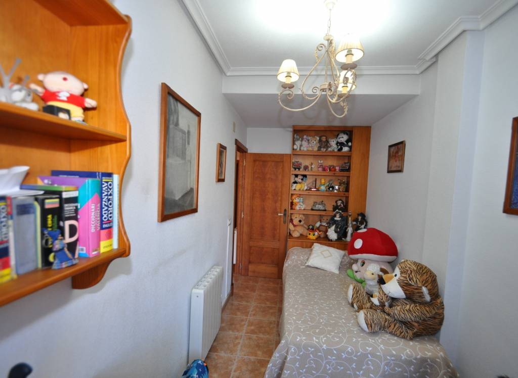 Resale - Town House - Pinoso - Urban location
