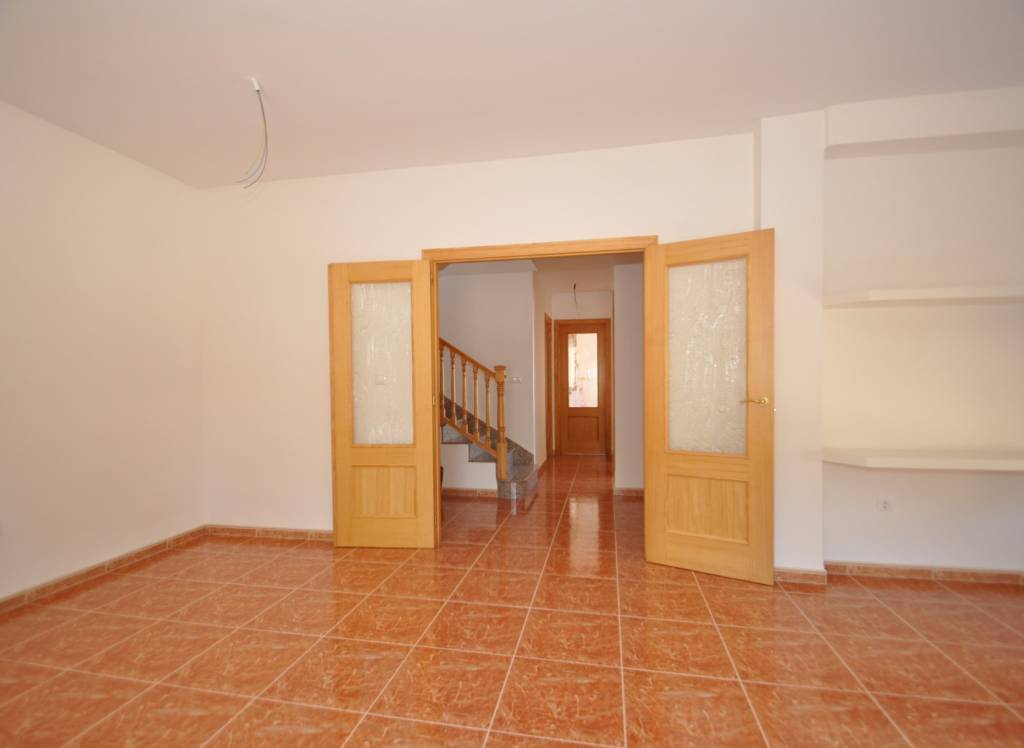 Resale - Town House - Pinoso - Urban location