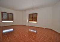 Resale - Town House - Pinoso - Urban location