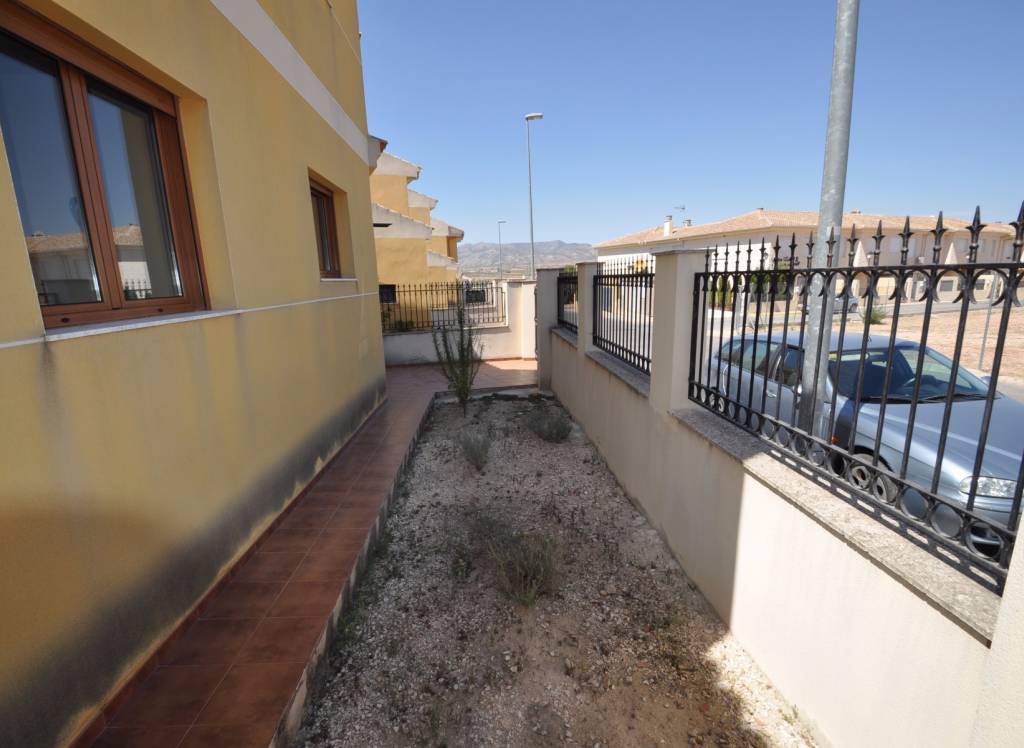 Resale - Town House - Pinoso - Urban location