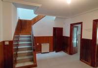 Resale - Town House - Sax - Urban location