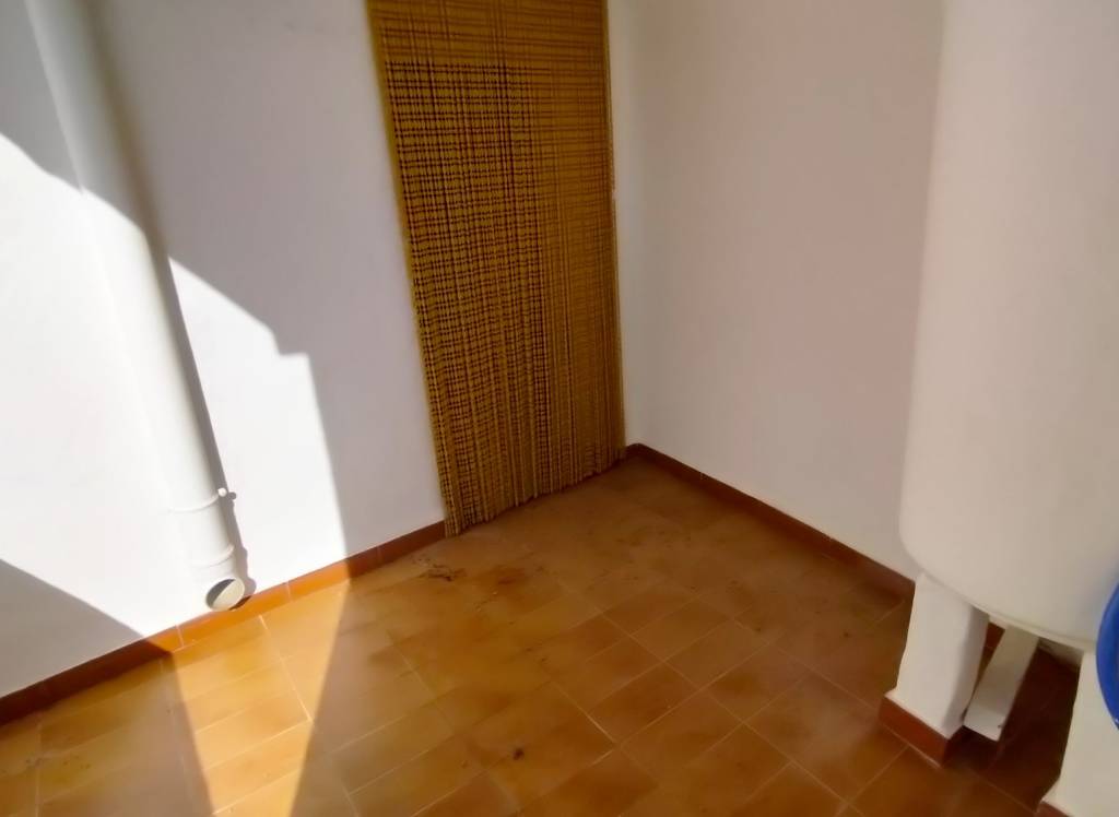 Resale - Town House - Sax - Urban location