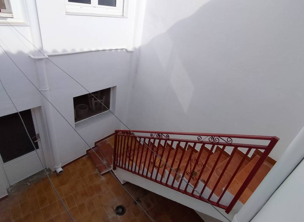 Resale - Town House - Sax - Urban location