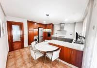 Resale - Townhouse - Almansa