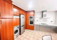 Resale - Townhouse - Almansa