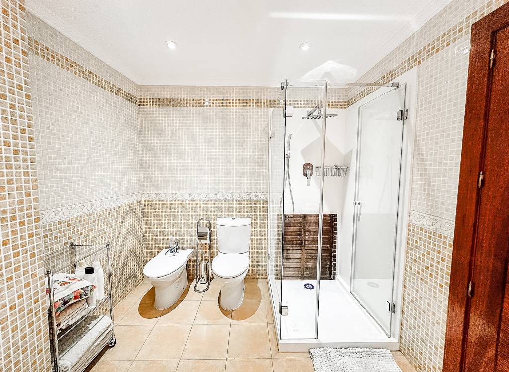 Resale - Townhouse - Almansa