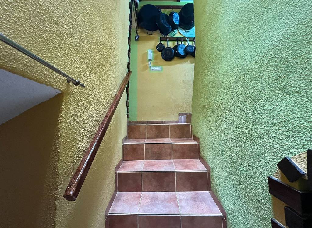 Resale - Townhouse - Elche de la Sierra