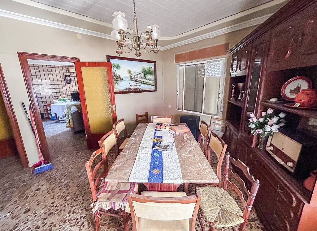 Resale - Townhouse - Macisvenda