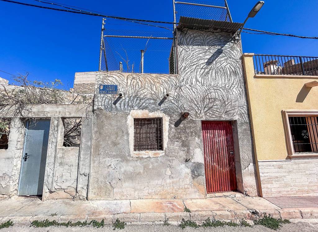 Resale - Townhouse - Macisvenda