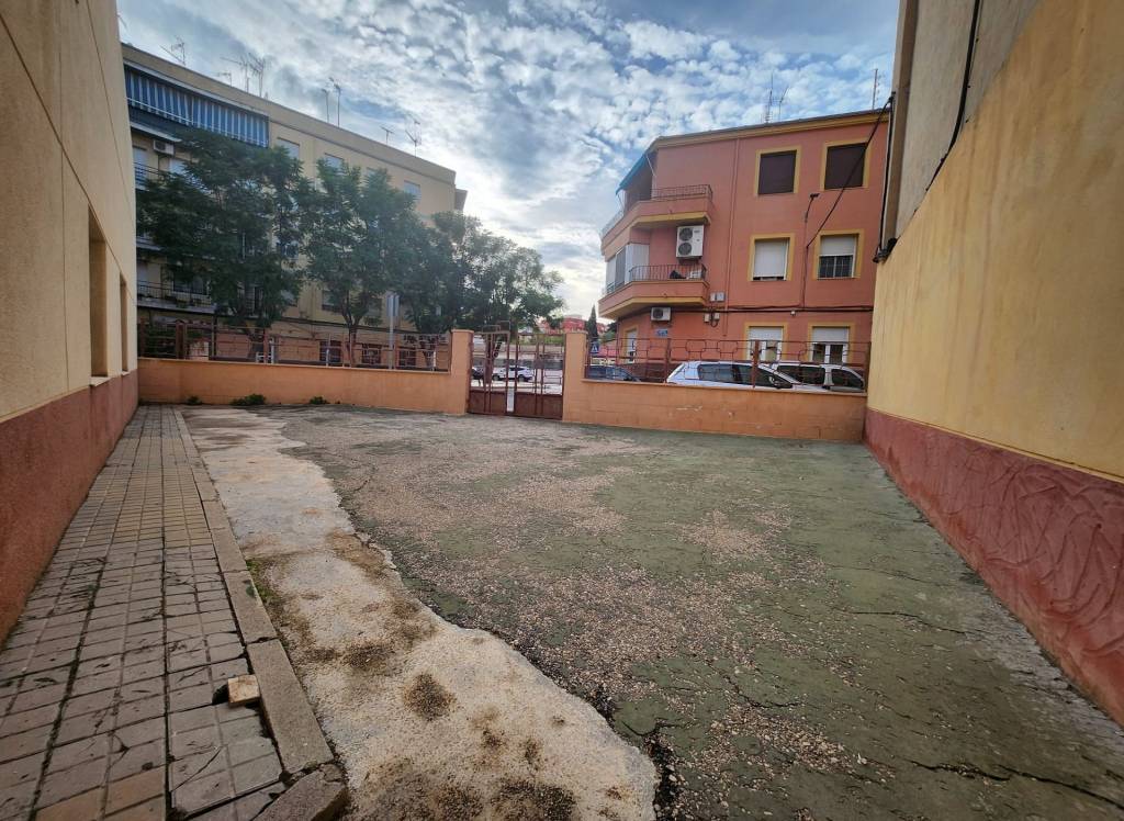 Resale - Townhouse - Monovar