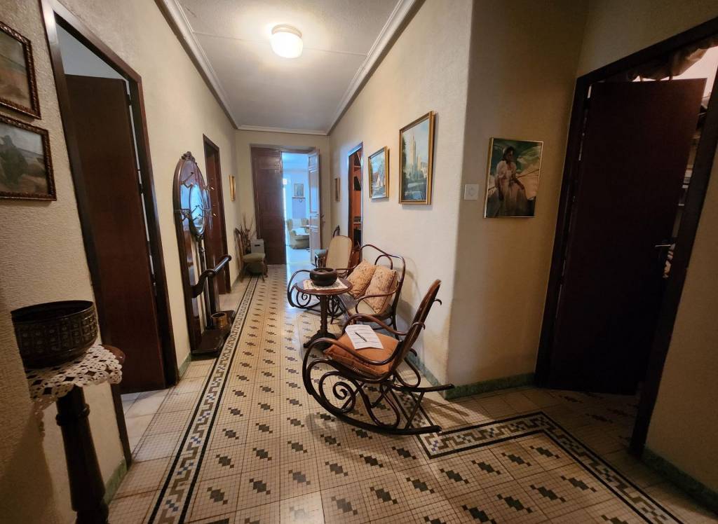 Resale - Townhouse - Monovar