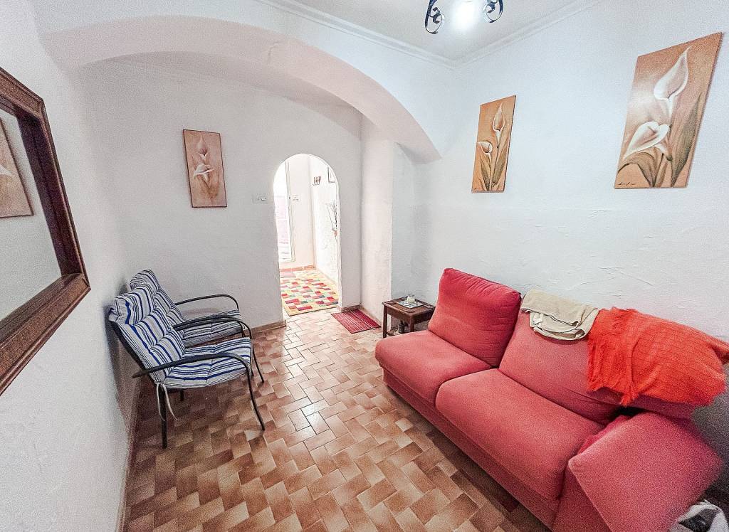 Resale - Townhouse - Onil