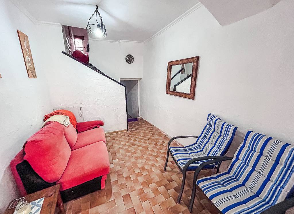 Resale - Townhouse - Onil