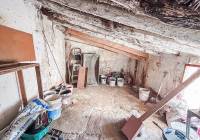 Resale - Townhouse - Onil