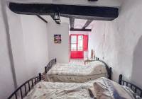 Resale - Townhouse - Onil