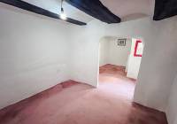 Resale - Townhouse - Onil