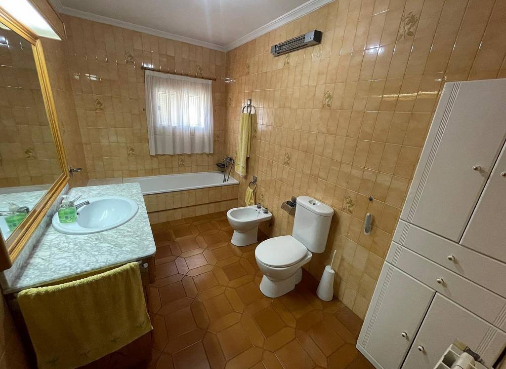 Resale - Townhouse - Salinas