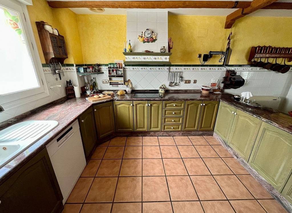 Resale - Townhouse - Sax