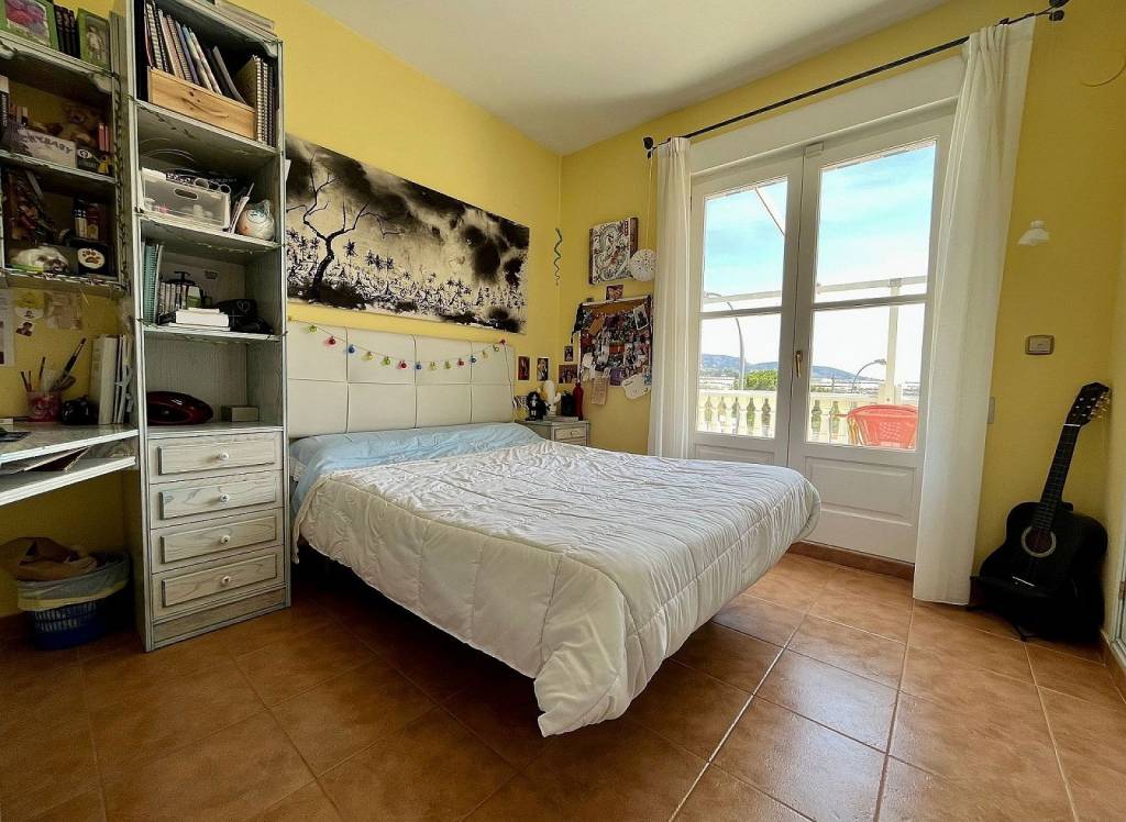 Resale - Townhouse - Sax