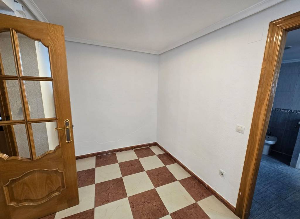 Resale - Townhouse - Sax