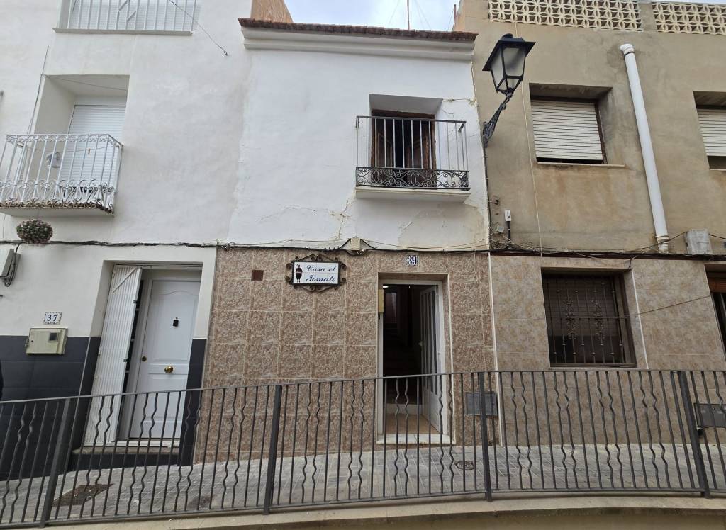 Resale - Townhouse - Sax