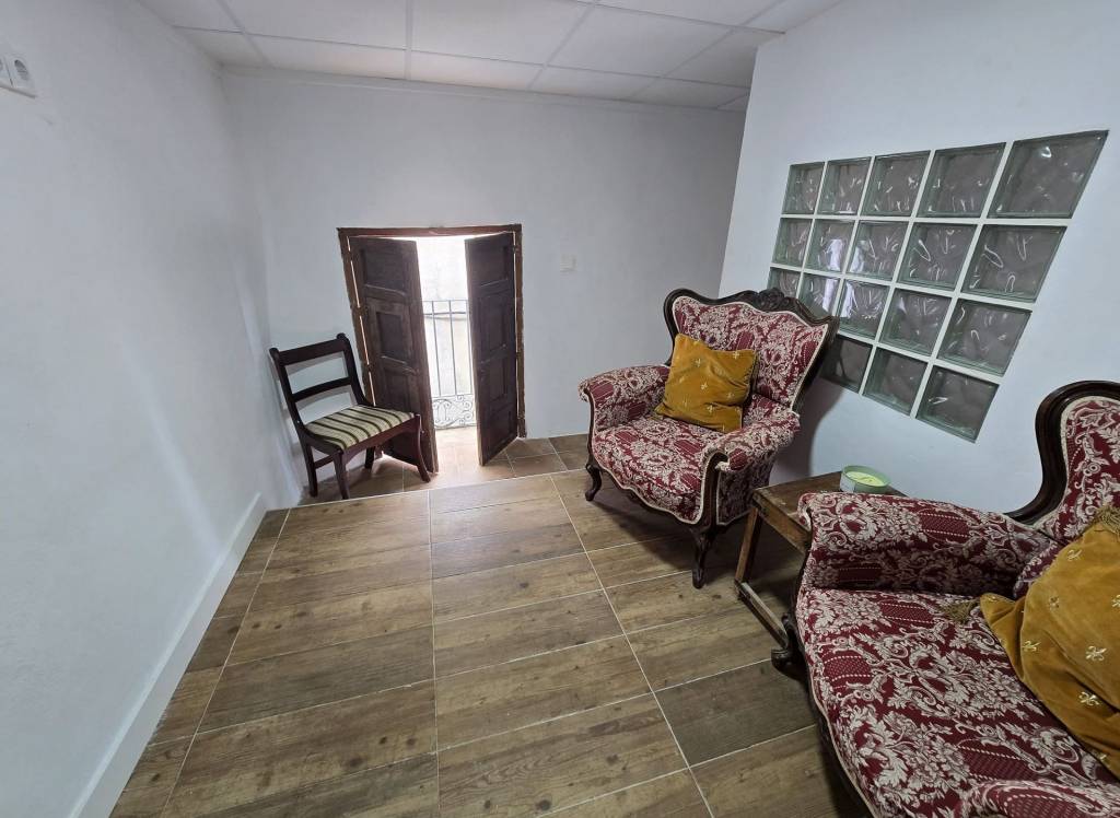 Resale - Townhouse - Sax