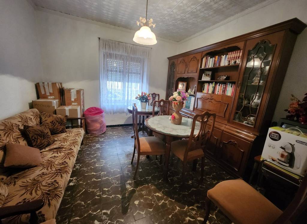 Resale - Townhouse - Sax