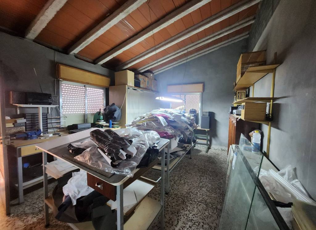 Resale - Townhouse - Sax