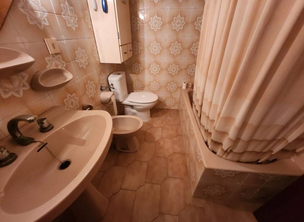 Resale - Townhouse - Sax