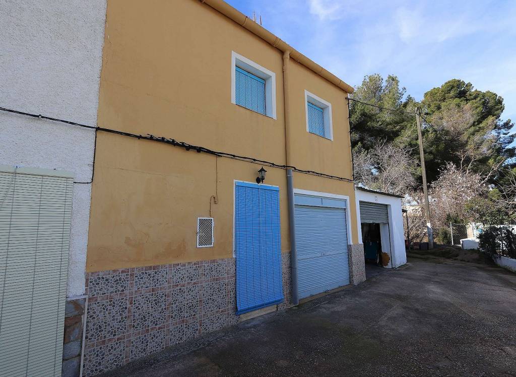 Resale - Townhouse - Yecla