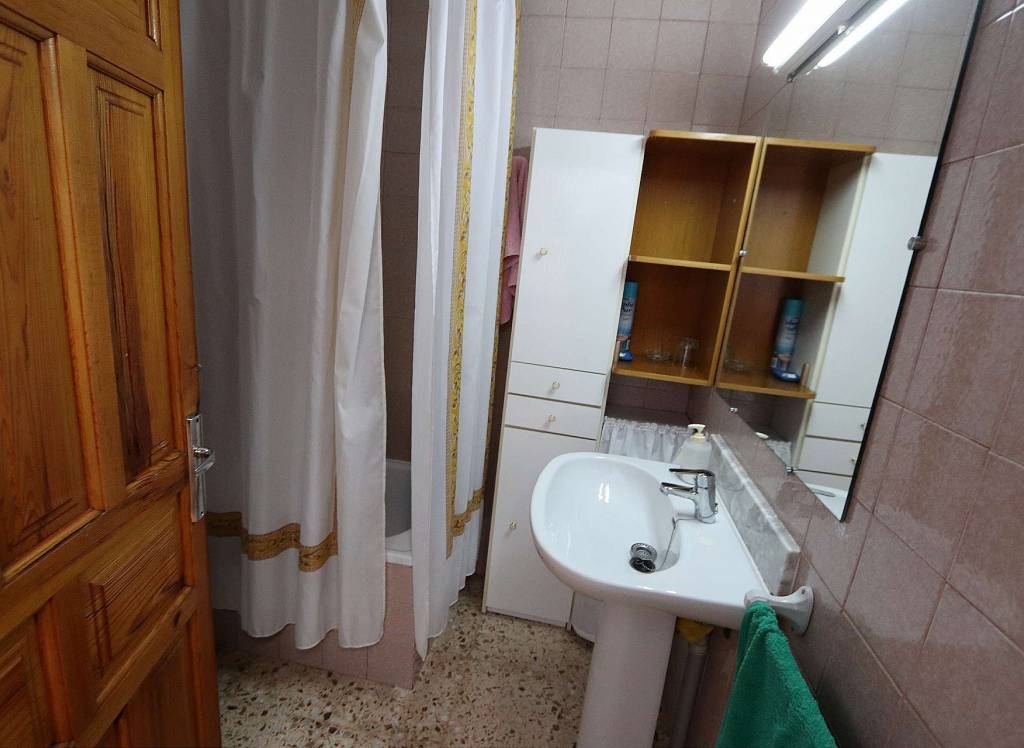 Resale - Townhouse - Yecla