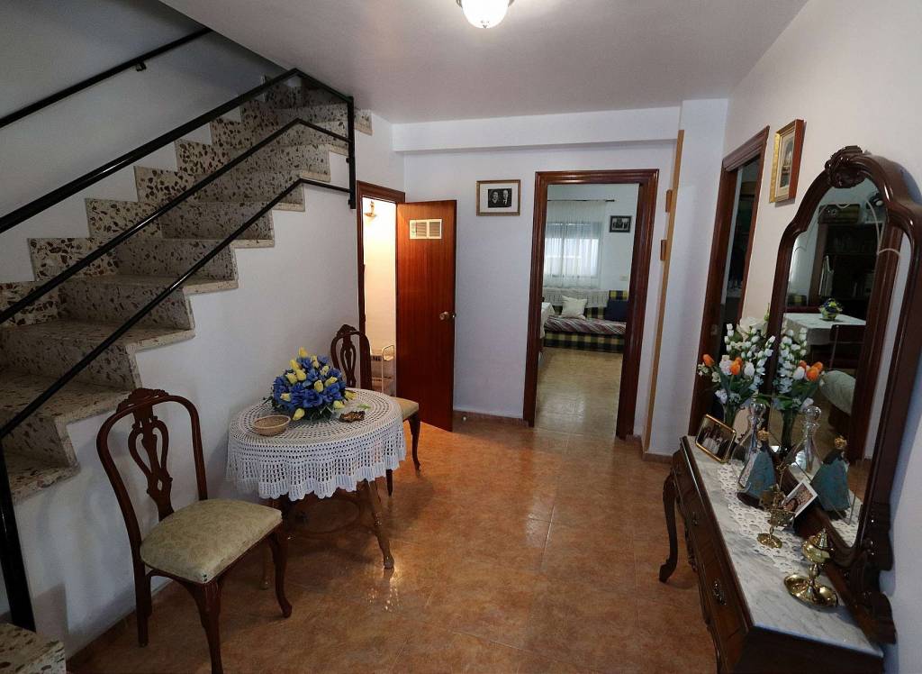 Resale - Townhouse - Yecla