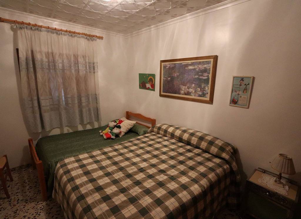 Resale - Townhouse - Yecla