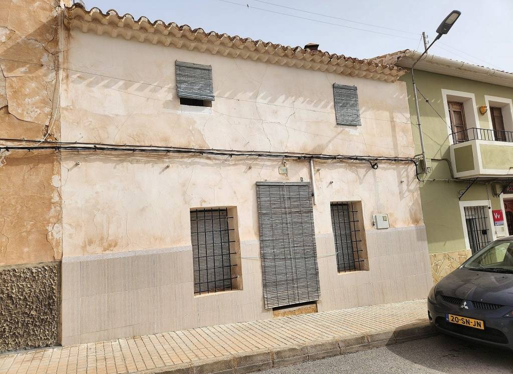 Resale - Townhouse - Yecla