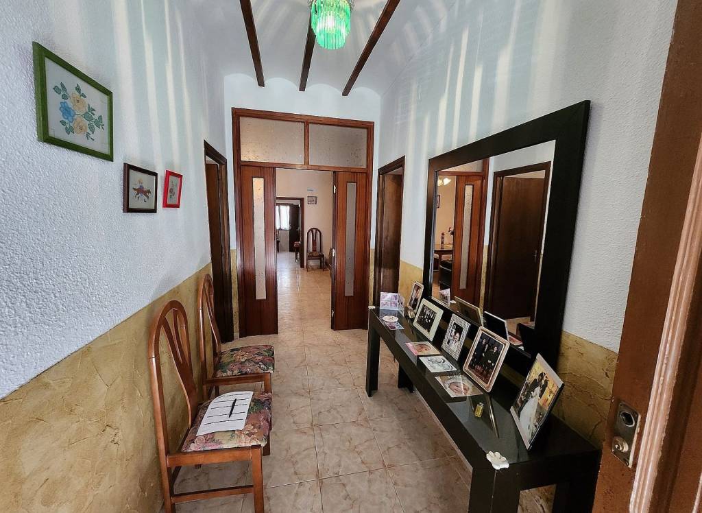 Resale - Townhouse - Yecla