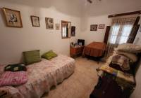 Resale - Townhouse - Yecla