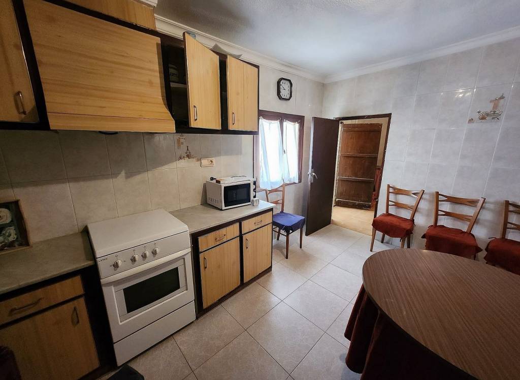 Resale - Townhouse - Yecla