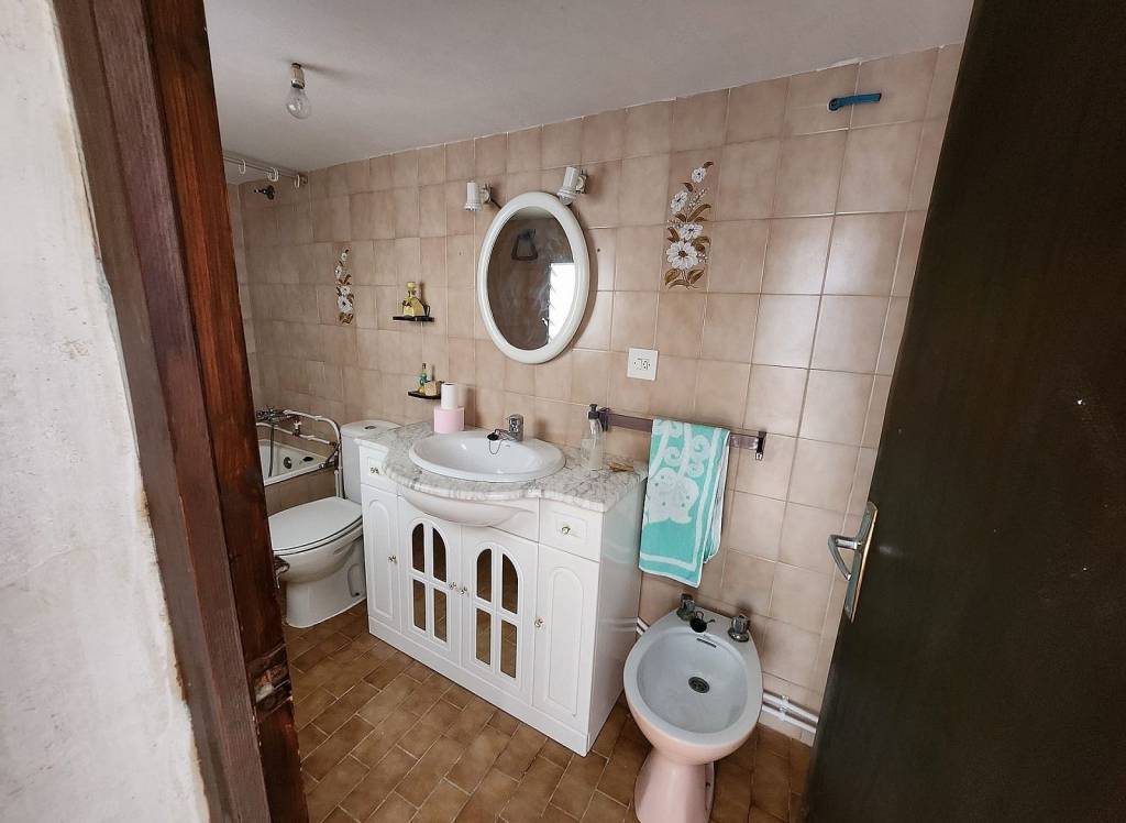 Resale - Townhouse - Yecla