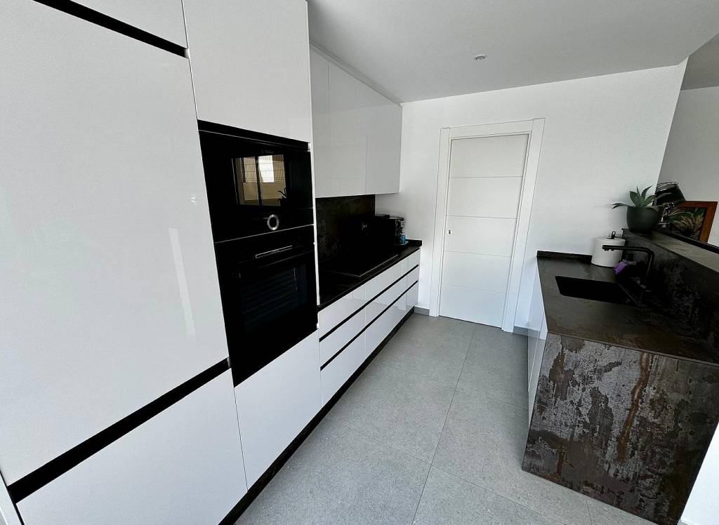 Resale - Villa - Algorfa