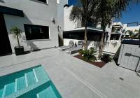 Resale - Villa - Algorfa