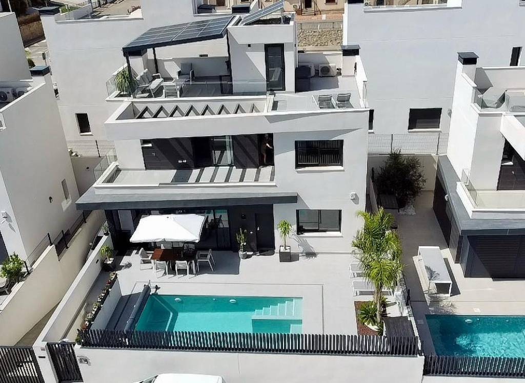 Resale - Villa - Algorfa