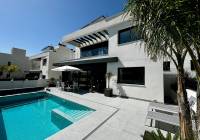 Resale - Villa - Algorfa