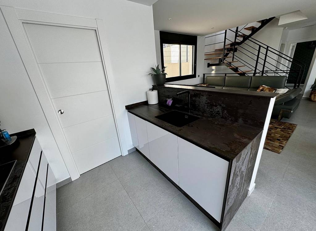 Resale - Villa - Algorfa