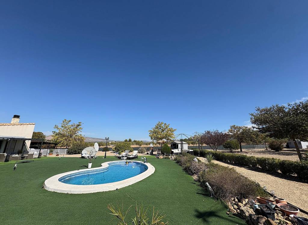 Resale - Villa - Biar