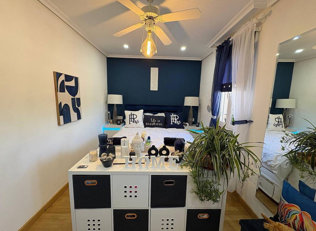 Resale - Villa - Biar