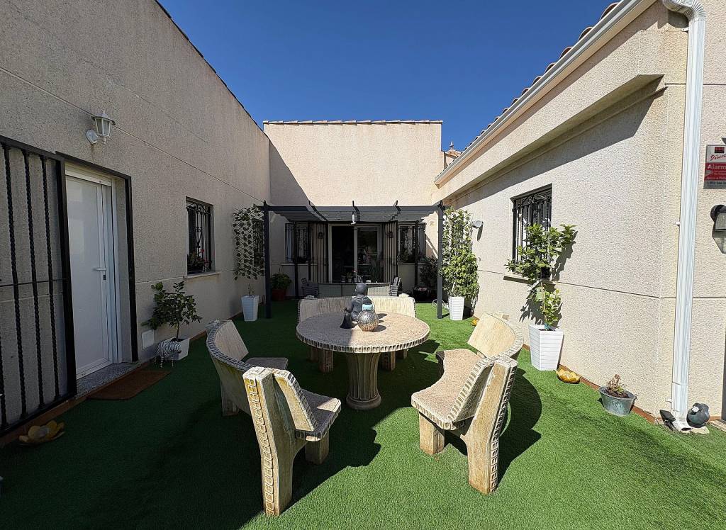 Resale - Villa - Biar